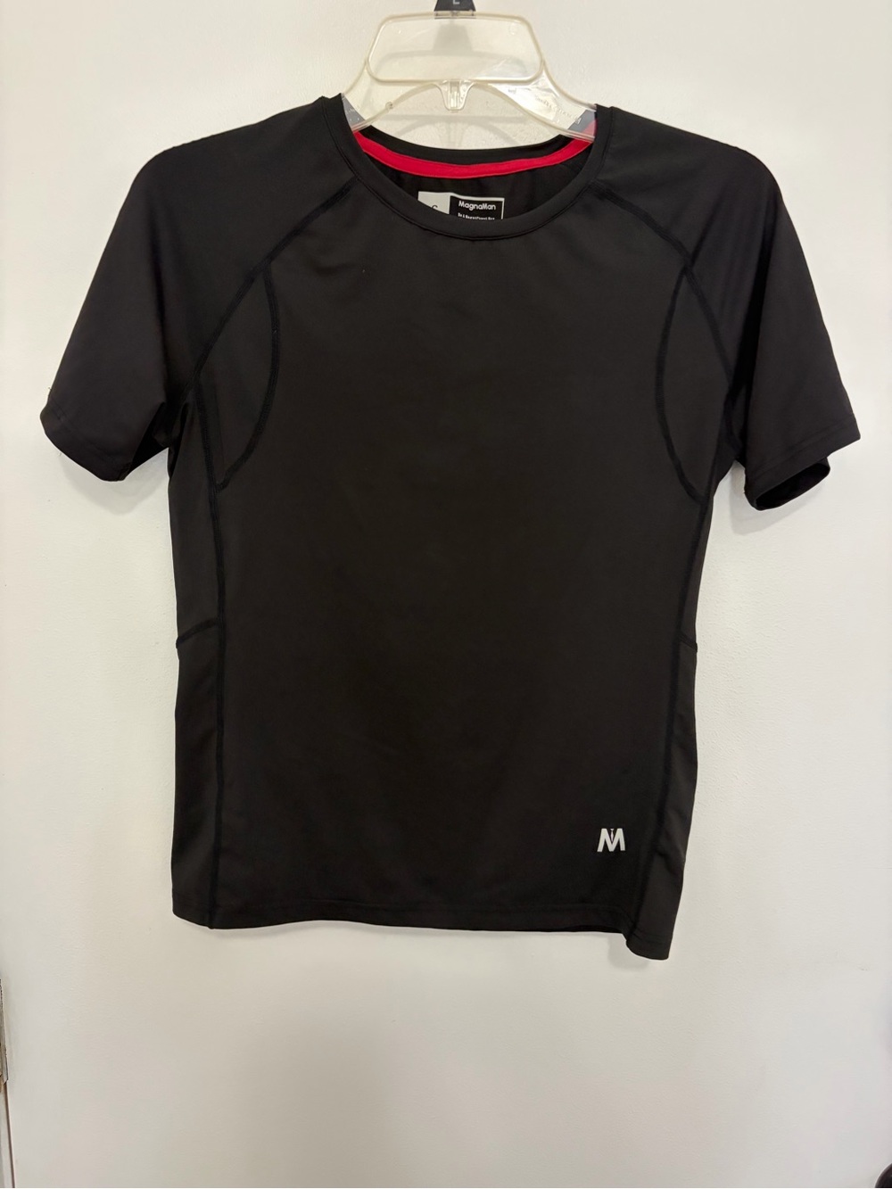 Men’s Black Short-Sleeve Performance Tee by